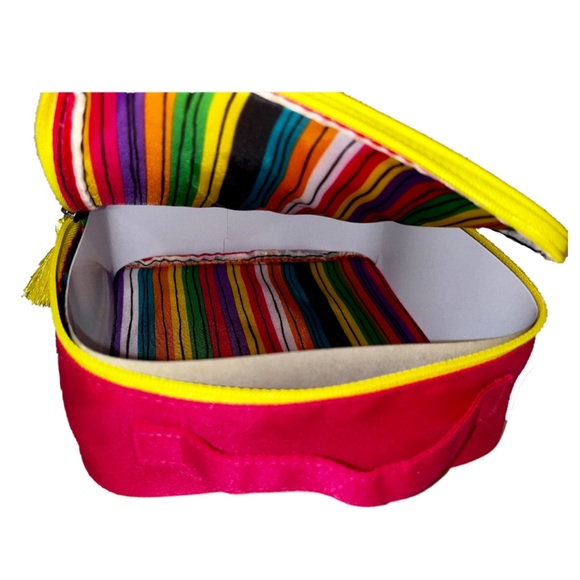 NEW Pink Clinique X Donald Makeup Bag - Picture 3 of 7